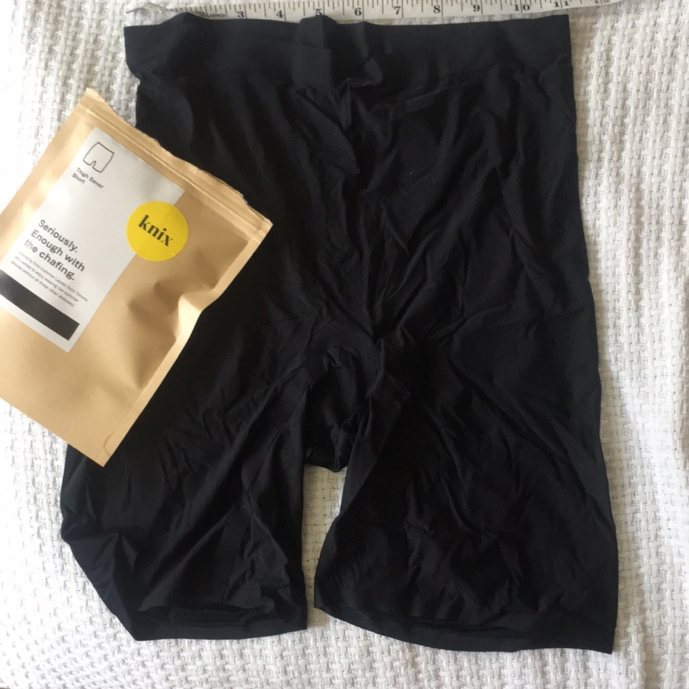 Knix Black Thigh Saver Short Bike Short Lot Size M